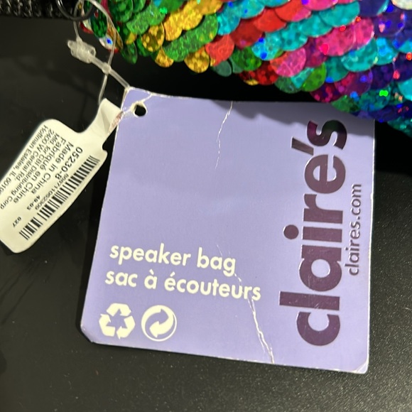Claire’s speaker waist bag - Picture 4 of 7